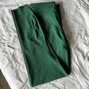 Lululemon Base Pace Tight Sz 6